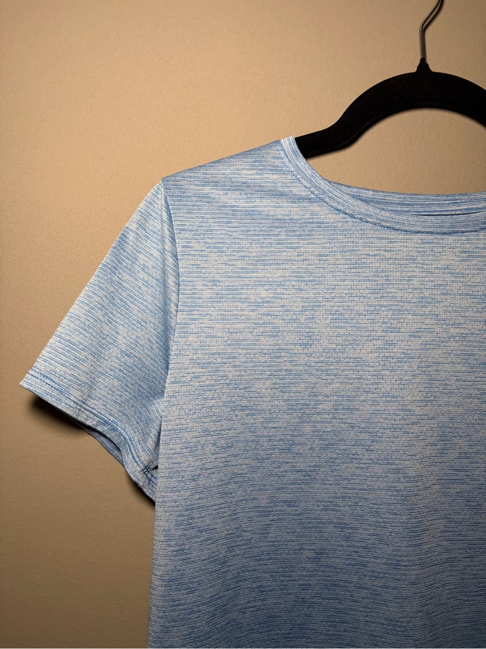Under Armour UA Tech Vent Short Sleeve Training T-Shirt Tee Blue Mesh Hem Sporty - Picture 3 of 11